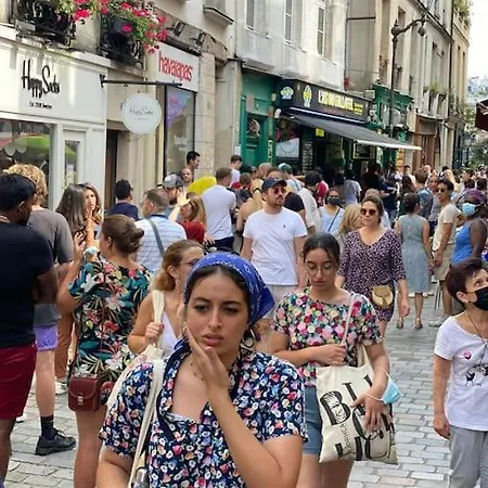 Daire Authentic Marais Paris