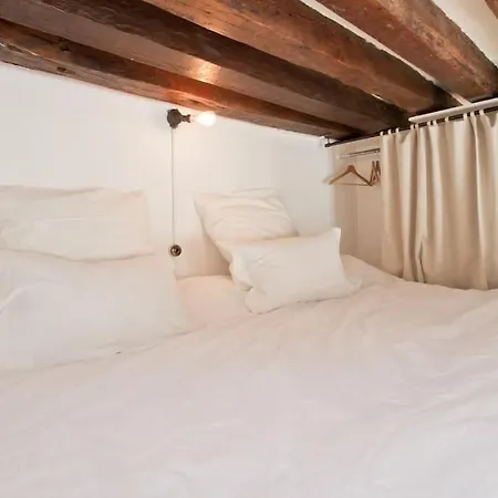 Apartment Authentic Marais