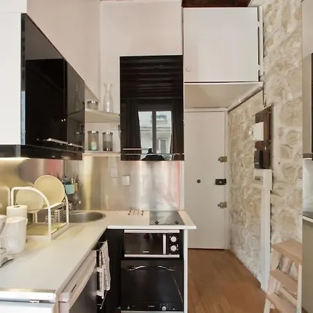 Authentic Marais Apartment