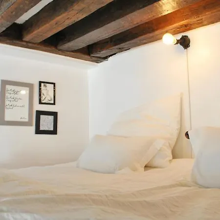 Apartment Authentic Marais