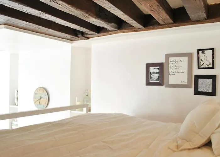 Apartment Authentic Marais