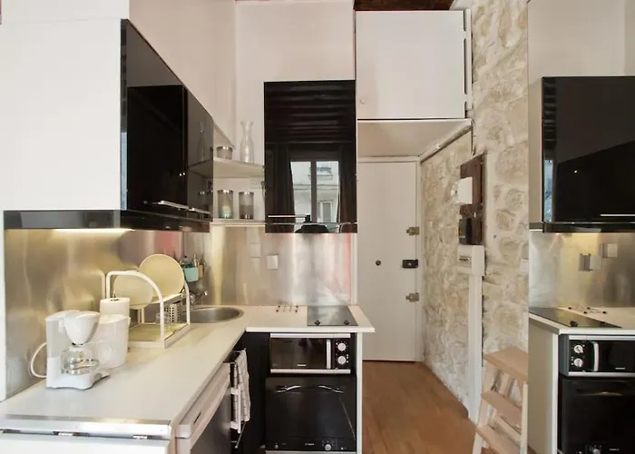 Authentic Marais Apartment