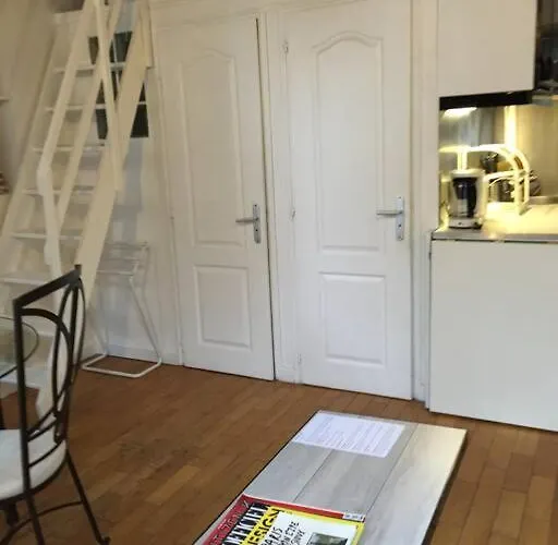 Authentic Marais Lägenhet *