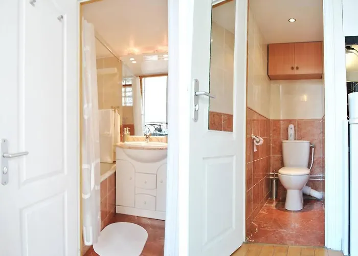 Authentic Marais Paris