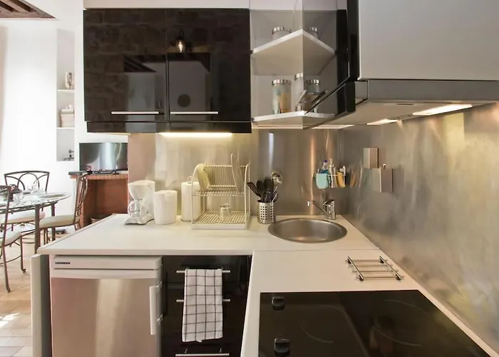 Authentic Marais Paris